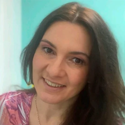 Prof. (Dr) Ilona Paweloszek